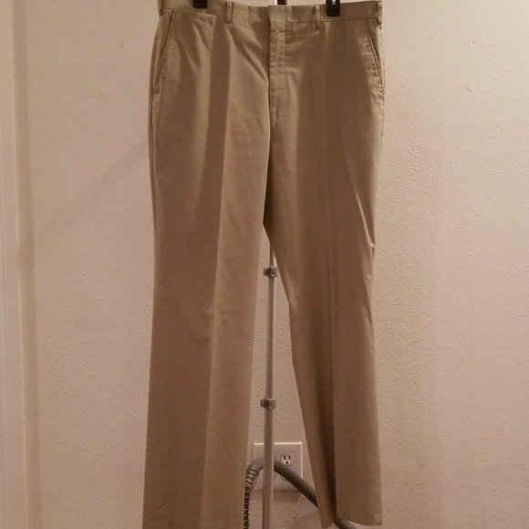 2 piece suit - Picture 4 of 4